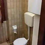 Gira Casa de hóspedes *