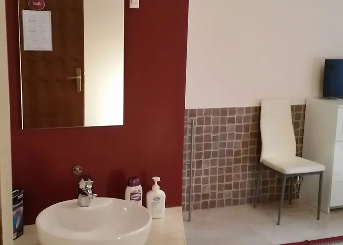 Casa de hóspedes Gira *