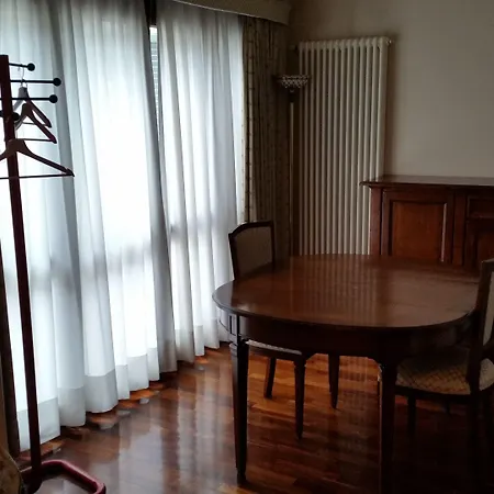 Guest house Gira