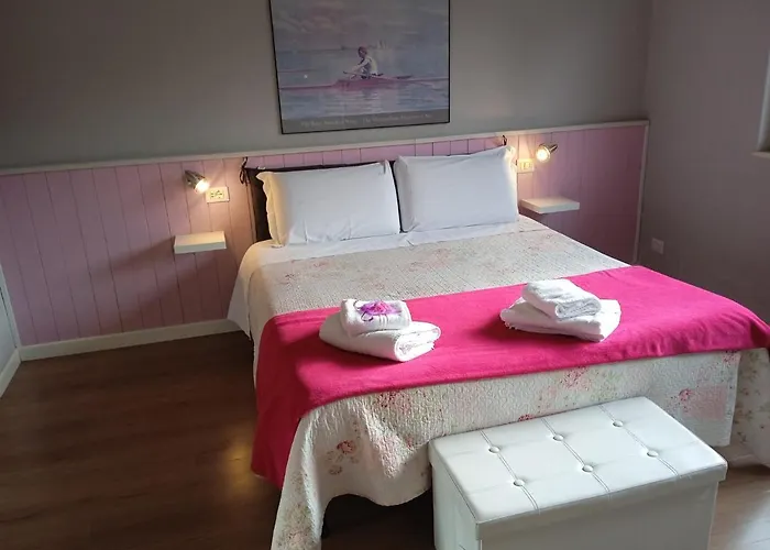 Gira Guest house Como
