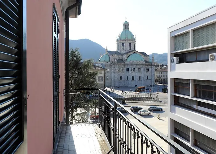 Guest house Gira Como