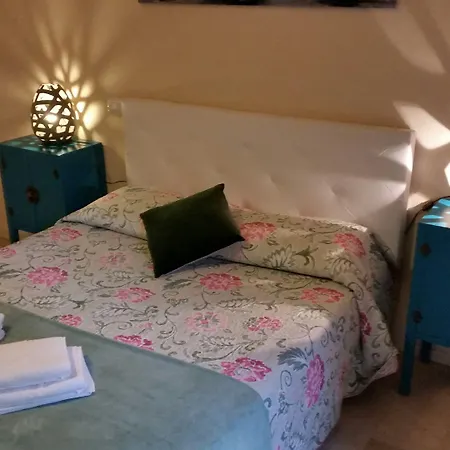 Gira Guest house Como