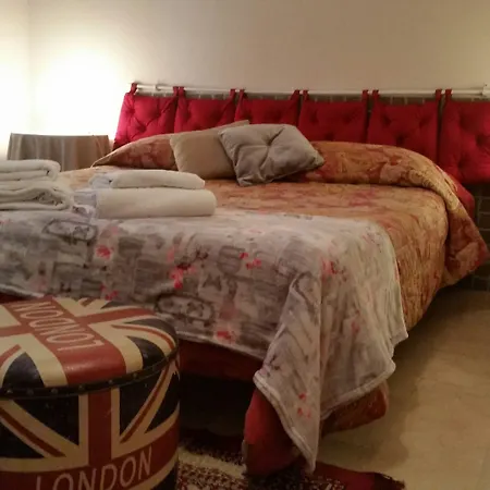 Gira Guest house Como