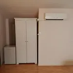 Gira Πανσιόν