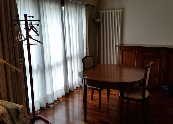 Casa de hóspedes Gira